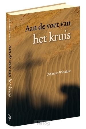 Aan de voet van het kruis